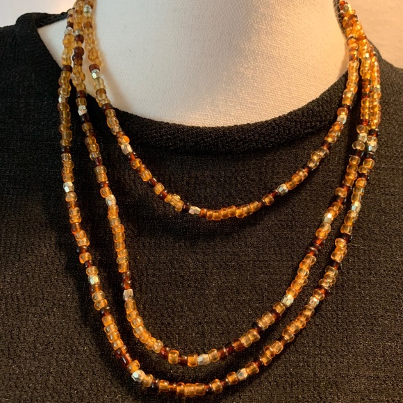 3 tiered beaded necklace - Picture 2 of 2